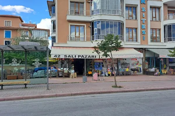 42 Sali Pazari - Resim 1
