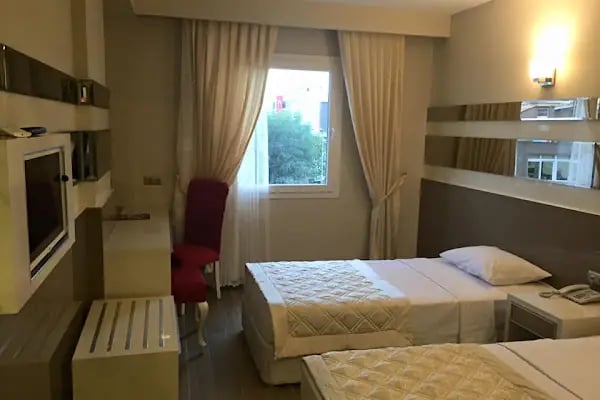 Otel Zorbaz - Resim 2