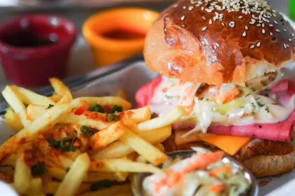 İstişare Cafe - Resim 16