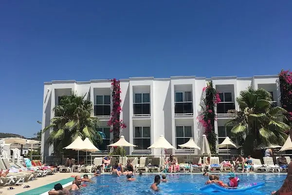 Moonshine Hotel &amp; Suites - Resim 19