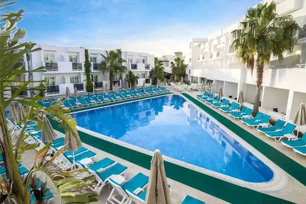 Moonshine Hotel &amp; Suites - Resim 3