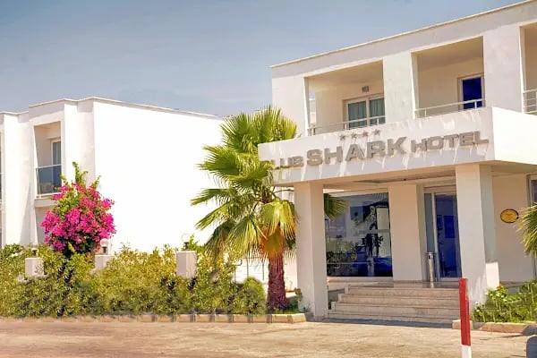 Moonshine Hotel &amp; Suites - Resim 9