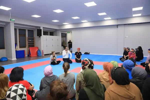 AYLİFE SPOR MERKEZİ &amp; CAFE RESTAURANT - Resim 9