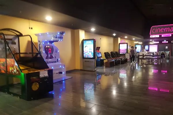 Paribu Cineverse CarrefourSA Bursa Alışveriş Merkezi - Resim 3
