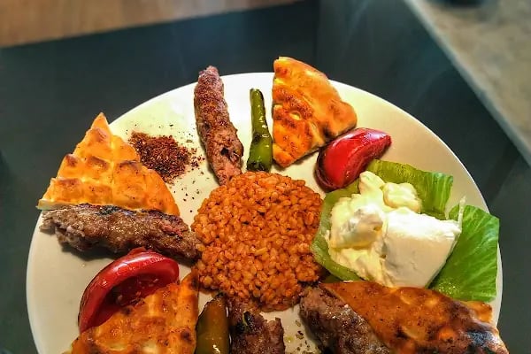 Yildiz Cinar Restaurant - Resim 10