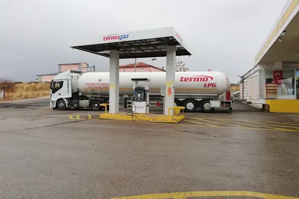 Akören Belediyesi Petrol İstasyonu (Termo) - Resim 3