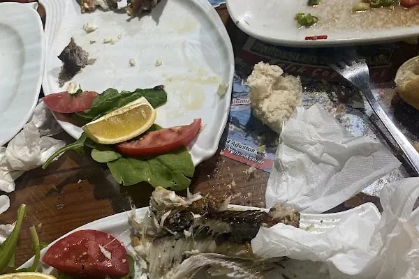 KARDEŞLER BALIK RESTORAN - Resim 2