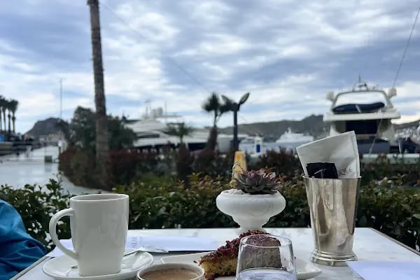 Haremlique Istanbul Yalıkavak Marina - Resim 6