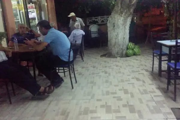 İlkay Uğur Kıraathanesi - Resim 4