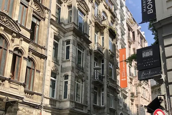 İstanbul Galata Üniversitesi - Resim 17