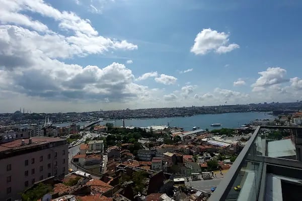 İstanbul Galata Üniversitesi - Resim 11