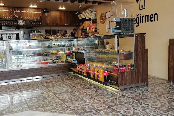 Favola Restaurant Cafe - Resim 2