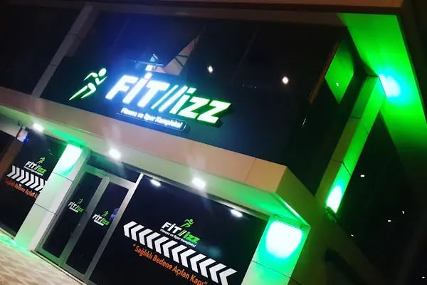 FiT//izz Fitness ve Sağlık Merkezi Çarşı Şubesi - Resim 7