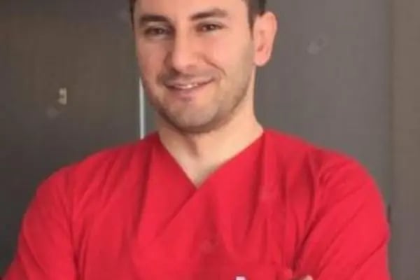 Op. Dr. Mehmet Güşen - Resim 2