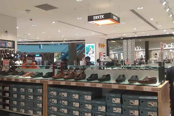 FLO Gaziemir Optimum AVM Mağazası - Resim 6
