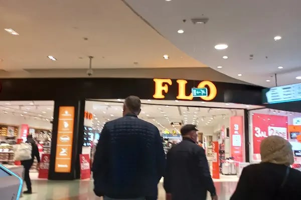 FLO Gaziemir Optimum AVM Mağazası - Resim 18