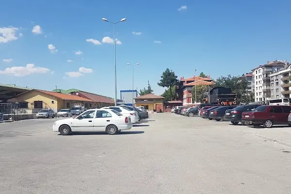 Gar Otopark - Resim 1