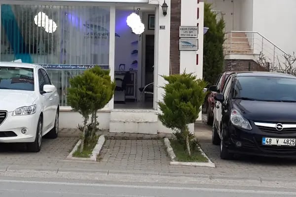 Marina Car Rental - Resim 2