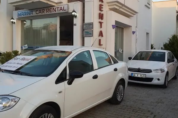Marina Car Rental - Resim 20
