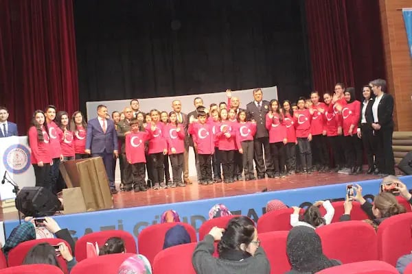 GAZİ GÜNDÜZALP ORTAOKULU - Resim 3