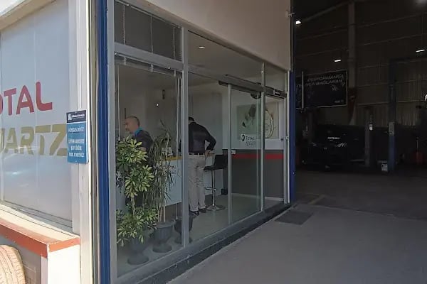 Gökmavi Otomotiv Servis Bakım ve Hasar Onarım Merkezi - Resim 14