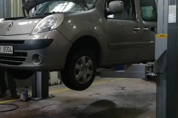 Gökmavi Otomotiv Servis Bakım ve Hasar Onarım Merkezi - Resim 4