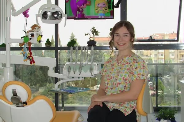 Dr. Dt. Aylin Gençkan Çocuk Diş Hekimi - Resim 18