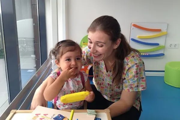 Dr. Dt. Aylin Gençkan Çocuk Diş Hekimi - Resim 9