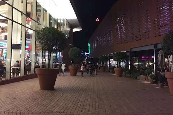 Paribu Cineverse Meydan İstanbul AVM - Resim 12