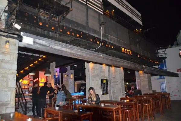 MIXX BAR - Resim 4
