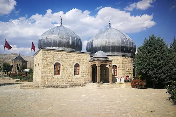 Hasan Gazi Türbesi - Resim 3