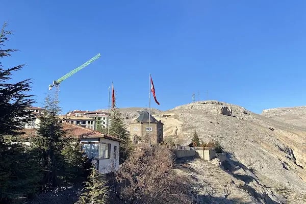 Hasan Gazi Türbesi - Resim 14