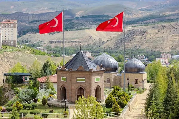 Hasan Gazi Türbesi - Resim 2