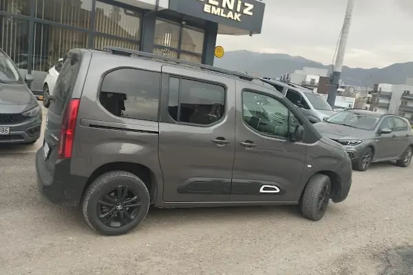 DENİZ EMLAK RENT A CAR - Resim 5