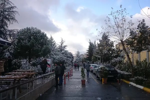 Marmara Üniversitesi - Resim 12