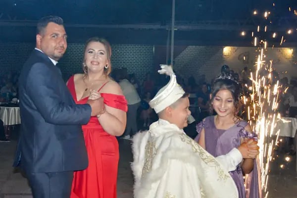 Üç Kemer Düğün Salonu - Resim 12