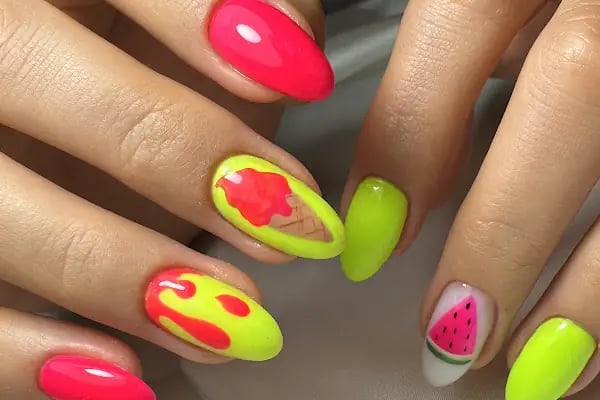 B Nail Art Studio Bitez - Resim 4