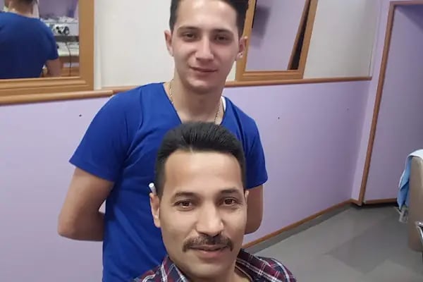 ŞIK ERKEK KUAFÖRÜ - Resim 1