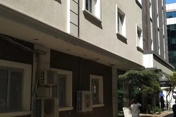 Avicenna Hastanesi - Resim 10