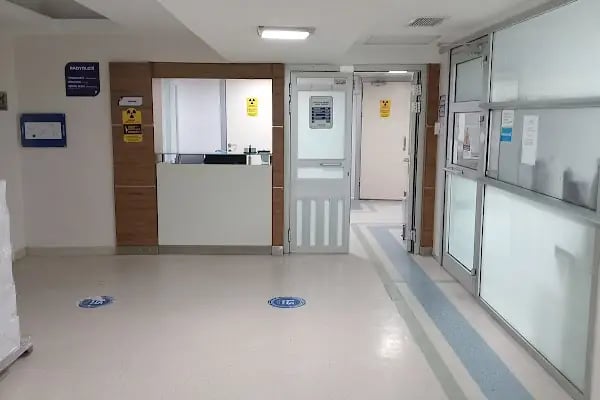 Avicenna Hastanesi - Resim 9