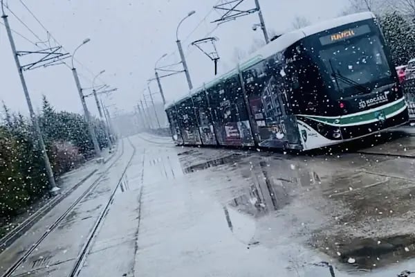 Otogar Tramvay Durağı - Resim 6