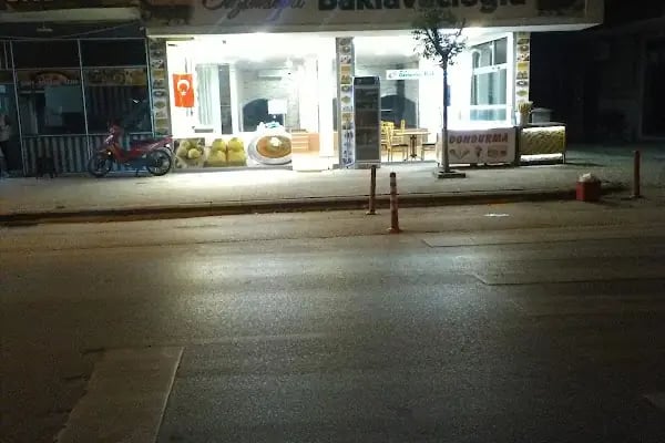 Nepenthe Patisserie &amp; Cafe - Resim 9