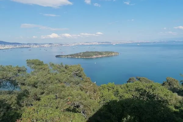 Büyükada İsa Tepesi - Resim 2