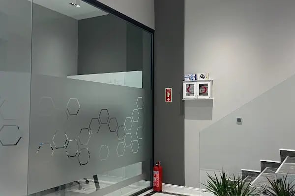 Özlüce Dent Palace Ağız ve Diş Sağlığı Polikliniği - Resim 3