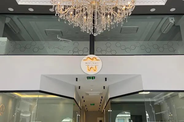 Özlüce Dent Palace Ağız ve Diş Sağlığı Polikliniği - Resim 5