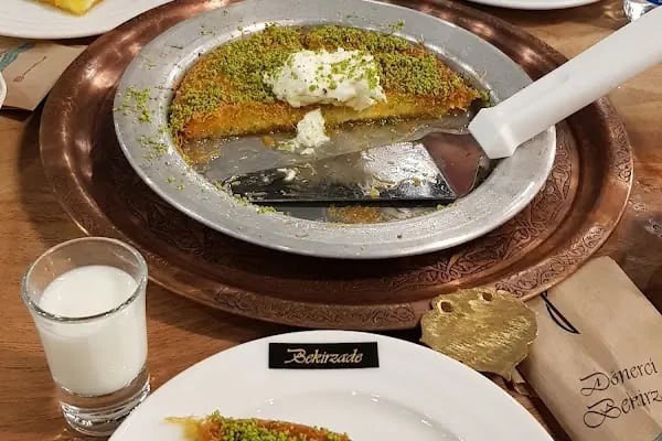 Dönerci Bekirzade Mahmutbey Şubesi - Resim 13