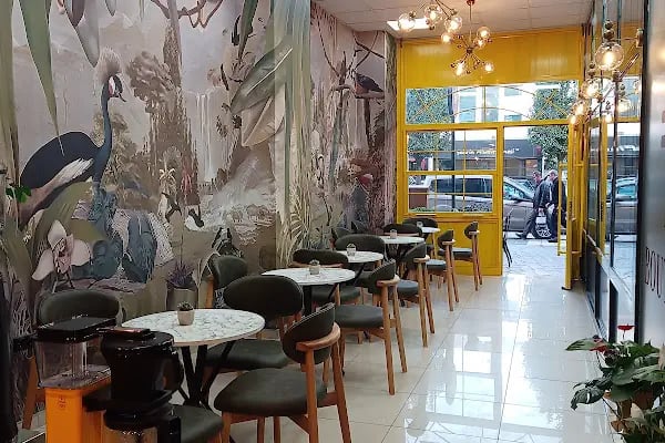 Legend Boutique Cafe - Resim 2
