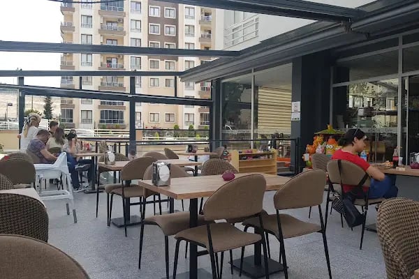 Ada Park Cafe - Resim 17