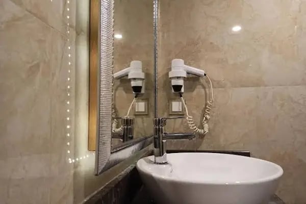Route Hotel Kaleiçi (+12) - Resim 4