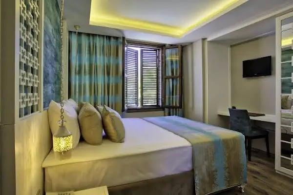 Route Hotel Kaleiçi (+12) - Resim 2